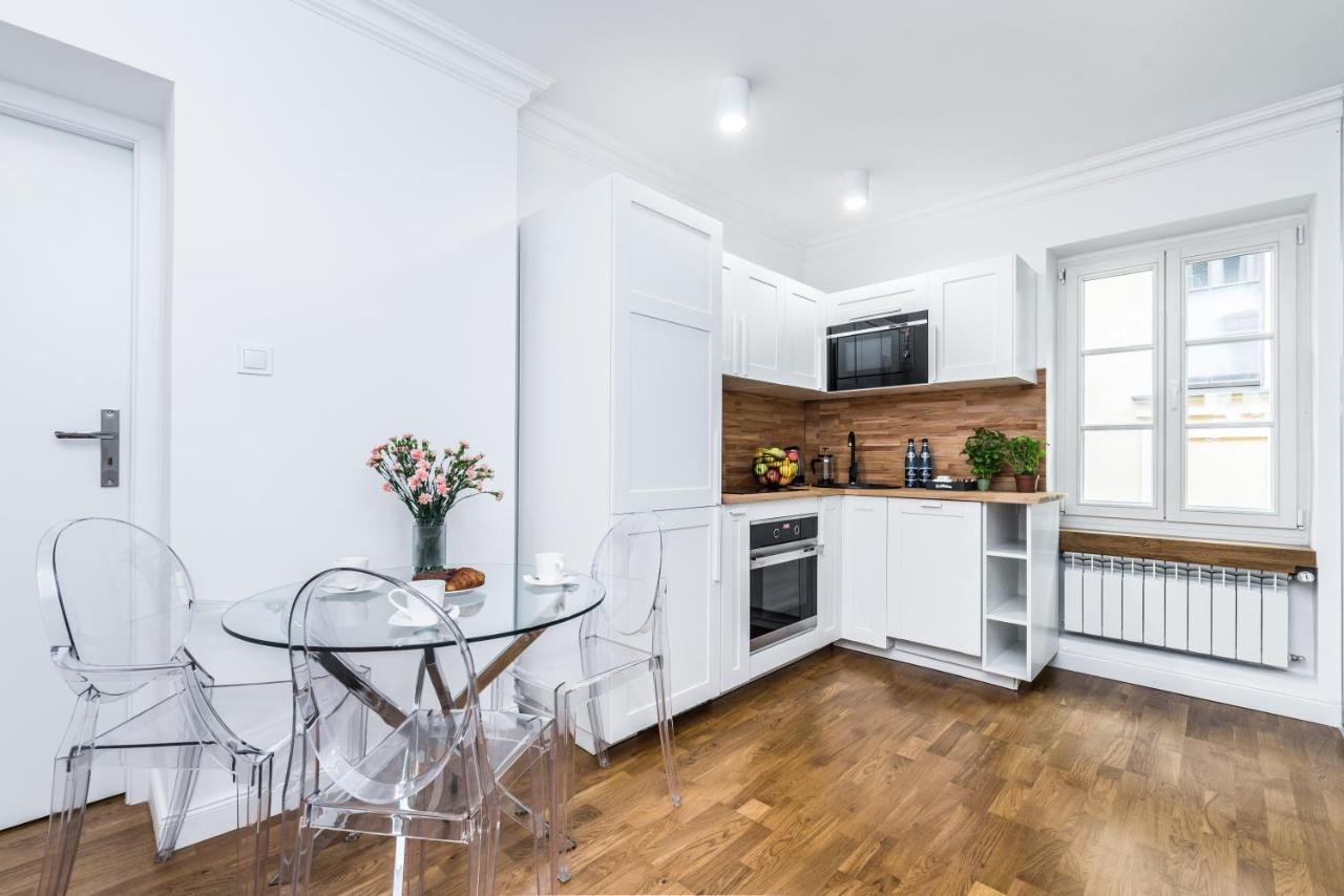 Rent Like Home - Przejscie Garncarskie 10 Wrocław Exteriör bild