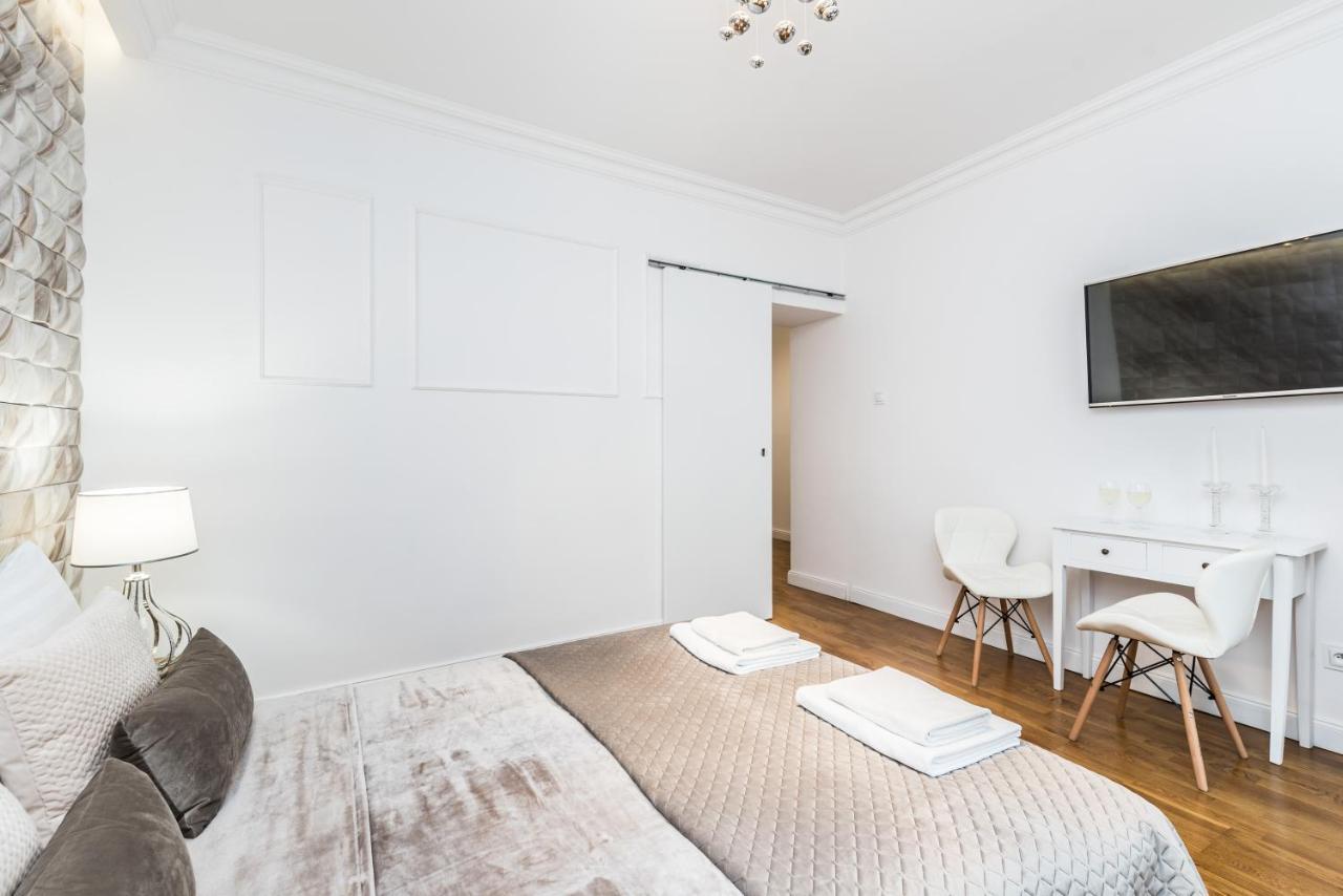 Rent Like Home - Przejscie Garncarskie 10 Wrocław Exteriör bild